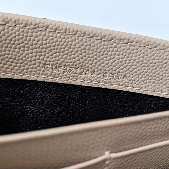 Authentic Yves Saint Laurent wallet - Picture 12 of 16